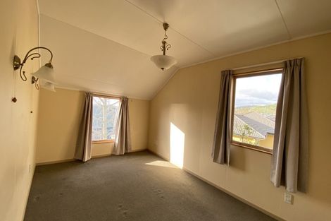 Photo of property in 8 Orpington Place, Stoke, Nelson, 7011