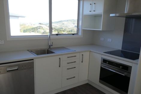 Photo of property in 20b Chetwode Grove, Newlands, Wellington, 6037