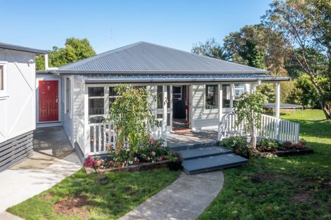Photo of property in 122 Ruapehu Street, Paraparaumu, 5032