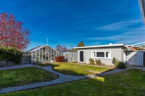 Photo of property in 43 Harris Street, Waimate, 7924