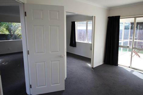 Photo of property in 9a Stewart Crescent, Hokowhitu, Palmerston North, 4410