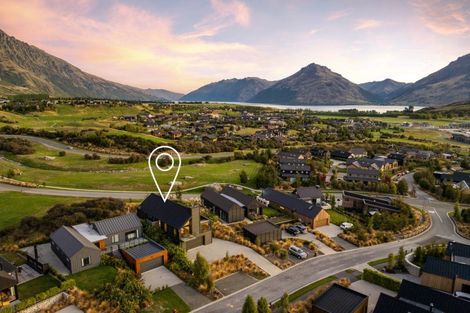 Photo of property in 8 Falconer Rise, Jacks Point, Queenstown, 9371