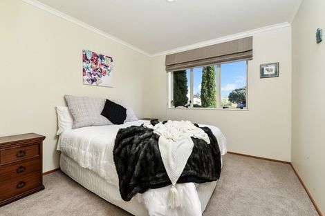 Photo of property in 12 Fencourt Place, Rototuna North, Hamilton, 3210