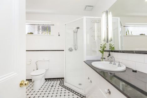 Photo of property in 48 Ellice Street, Mount Victoria, Wellington, 6011