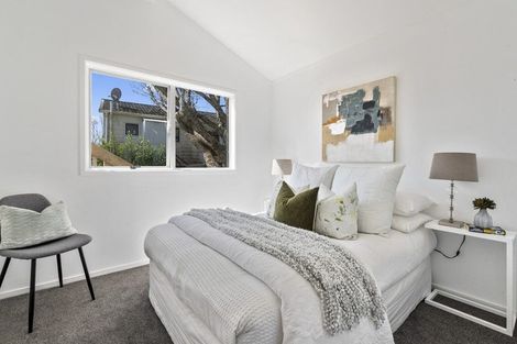 Photo of property in 2/3 Simon Ellice Drive, Bayview, Auckland, 0629