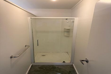 Photo of property in 10 Kaponga Crescent, New Lynn, Auckland, 0600