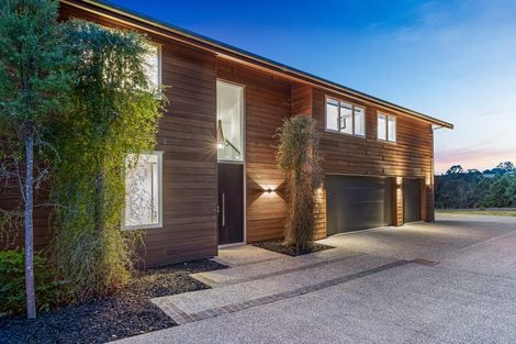 Photo of property in 80 Okura River Road, Okura, Albany, 0792