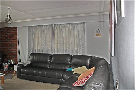 Photo of property in 46 Lanark Street, Balclutha, 9230