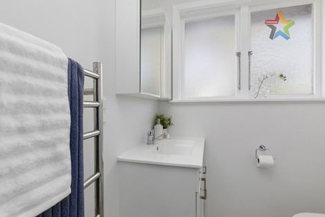 Photo of property in 1/50 Dyer Street, Epuni, Lower Hutt, 5011