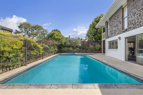 Photo of property in 20 Chatswood Grove, Chatswood, Auckland, 0626