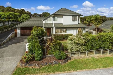 Photo of property in 1/112 Seaview Road, Glenfield, Auckland, 0629