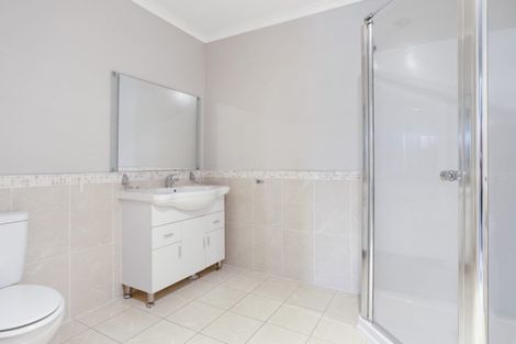 Photo of property in 12 Valley Fields Place, Pukekohe, 2120