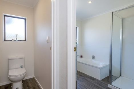 Photo of property in 4 Webb Avenue, Levin, 5510