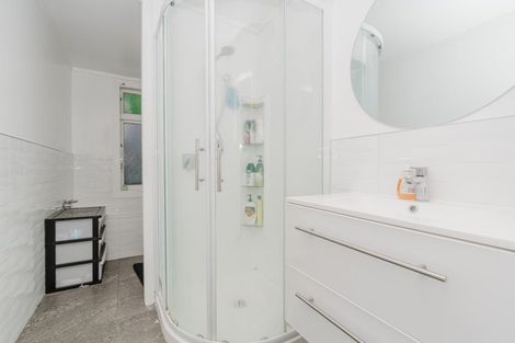 Photo of property in 34 Te Aroha Street, Hamilton East, Hamilton, 3216