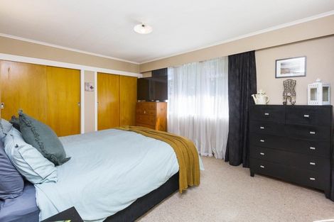 Photo of property in 43 Burns Grove, Trentham, Upper Hutt, 5018