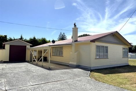 Photo of property in 118 Tasman Street, Karoro, Greymouth, 7805
