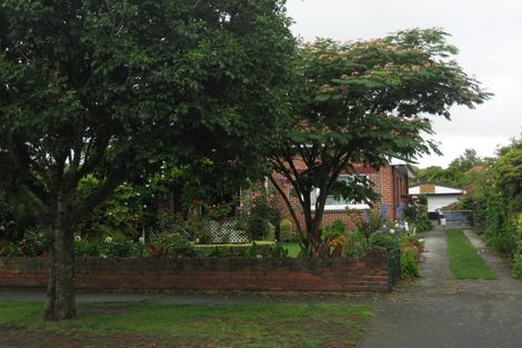 Photo of property in 6 Mcbratneys Road, Dallington, Christchurch, 8061