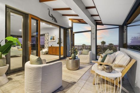 Photo of property in 25 La Cumbre Close, Bethlehem, Tauranga, 3110