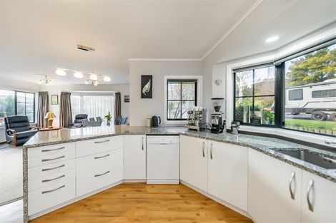 Photo of property in 21 Marlborough Street, Silverstream, Upper Hutt, 5019
