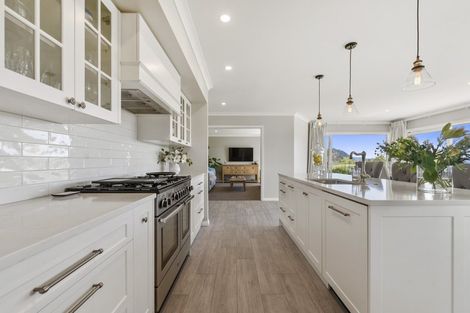 Photo of property in 13 Kestrel Lane, Kinloch, Taupo, 3377