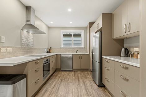 Photo of property in 302b Wainoni Road, Avondale, Christchurch, 8061