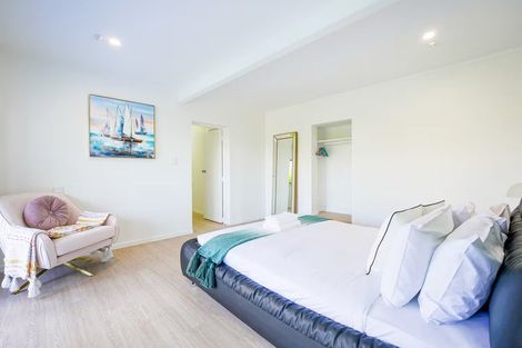 Photo of property in 2/172 Clovelly Road, Bucklands Beach, Auckland, 2012
