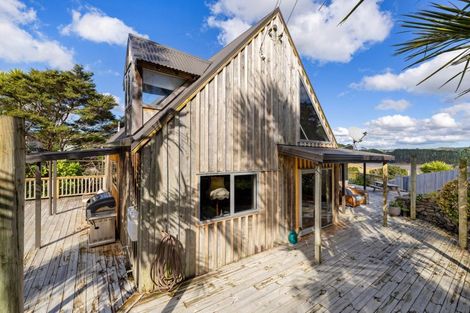 Photo of property in 37 Main Road, Raglan, 3225