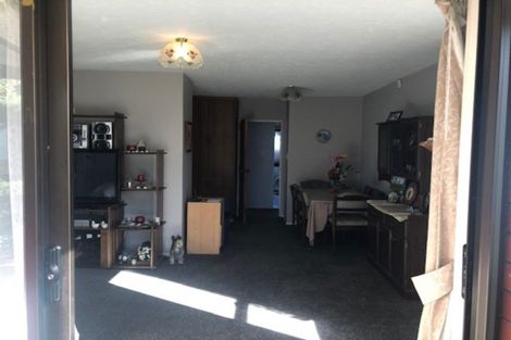 Photo of property in 2/6 Florance Place, Parklands, Christchurch, 8083