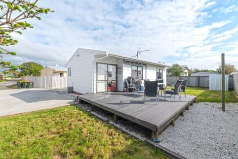 Photo of property in 2/6 Trevor Hosken Drive, Wiri, Auckland, 2104