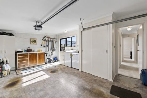 Photo of property in 135 Clawton Street, Westown, New Plymouth, 4310