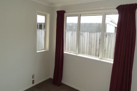 Photo of property in 3/60 Bassett Street, Burwood, Christchurch, 8083