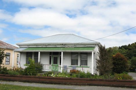 Photo of property in 116 Peel Street, Westport, 7825