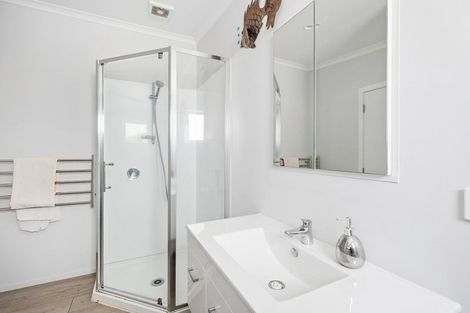 Photo of property in 2113d Cove Road, Mangawhai, 0573