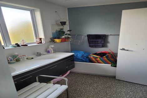 Photo of property in 76 Willerton Avenue, New Lynn, Auckland, 0600