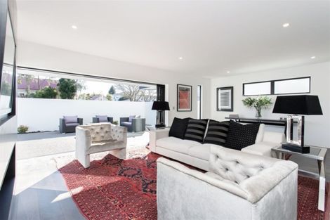 Photo of property in 80 Hewitts Road, Merivale, Christchurch, 8014