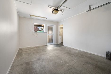 Photo of property in 1b Hendon Place, West End, Palmerston North, 4412