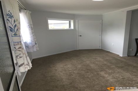 Photo of property in 18 Dunstall Place, Mangere Bridge, Auckland, 2022