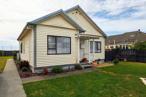 Photo of property in 16 Beach Road, Kaikoura, 7300