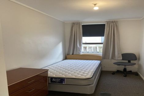 Photo of property in 35 Bay Street, Petone, Lower Hutt, 5012