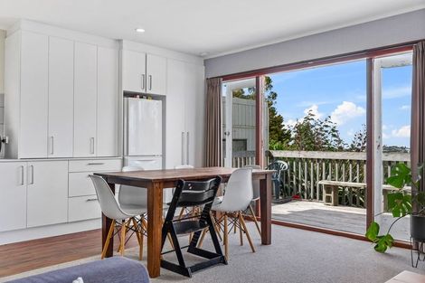 Photo of property in 83 Sunnyvale Road, Massey, Auckland, 0614