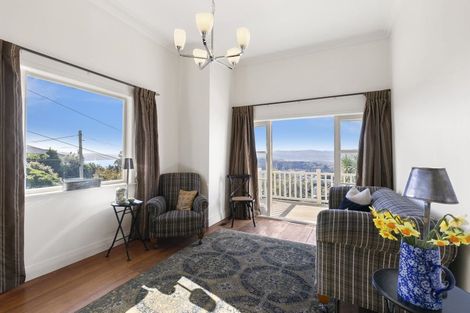 Photo of property in 18 Mitchell Street, Brooklyn, Wellington, 6021