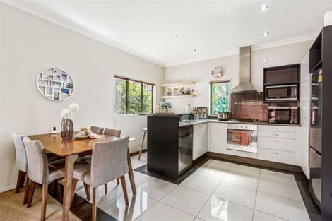 Photo of property in 396a East Tamaki Road, East Tamaki, Auckland, 2013