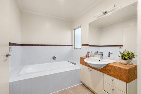 Photo of property in 16 John Rymer Place, Kohimarama, Auckland, 1071