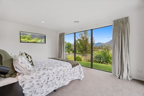 Photo of property in 4 Durness Court, Jacks Point, Queenstown, 9371