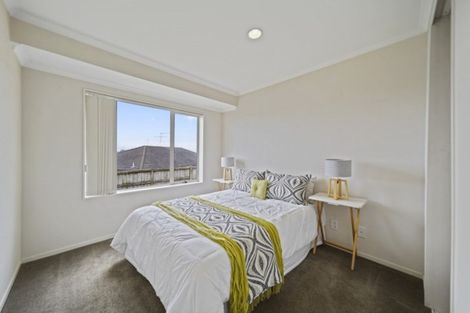 Photo of property in 7 Villino Place, Randwick Park, Auckland, 2105