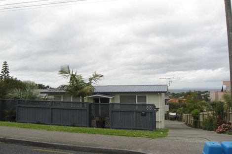 Photo of property in 25a Stanmore Bay Road, Stanmore Bay, Whangaparaoa, 0932