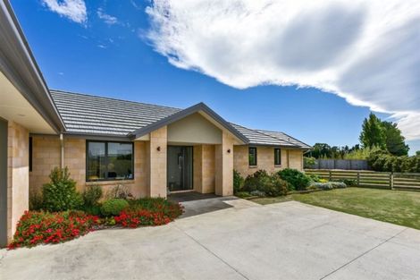 Photo of property in 2 Jacks Drive, West Melton, 7618