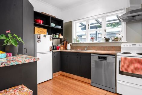 Photo of property in 84 Norton Road, Frankton, Hamilton, 3204