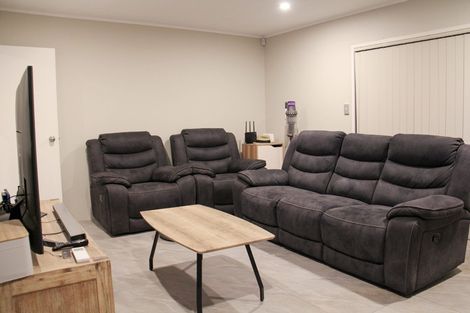 Photo of property in 8b Golf Avenue, Otahuhu, Auckland, 1062