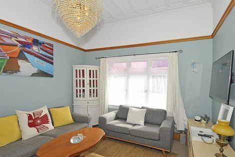 Photo of property in 12 Sale Street, Napier South, Napier, 4110